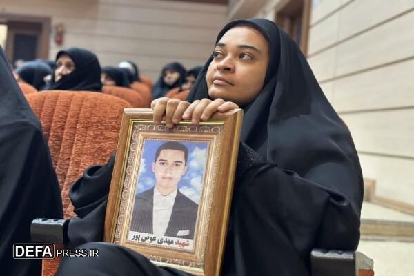 تجلیل از ۴۰ بانوی جهادگر دوران دفاع مقدس در مشهد