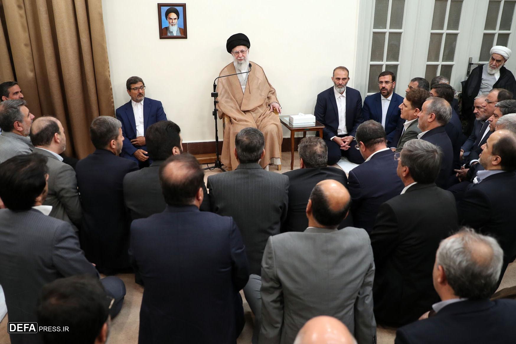 دیدار وزیر کشور و استانداران با امام خامنه ا‌ی