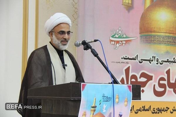 حجت‌الاسلام بهمن: احترام متقابل زوجین، پایداری خانواده را به‌همراه دارد