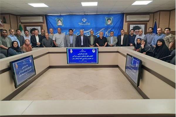 انجمن‌های فرهنگی و هنری پای‌کار امام حسین (ع) آمدند