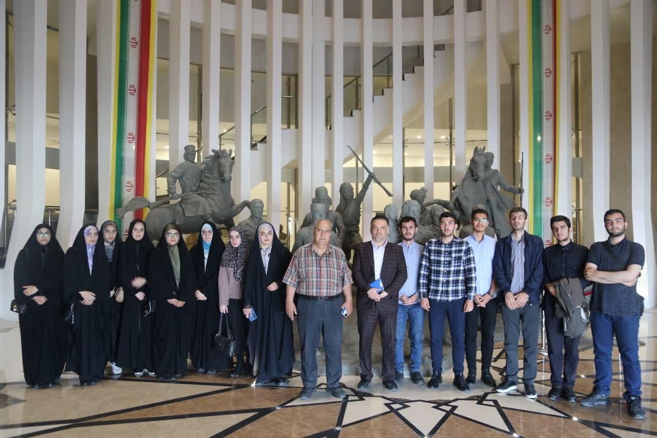 برگزاری کارگاه تربیت راویان موزه دفاع مقدس و مقاومت استان آذربایجان شرقی