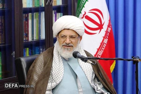لزوم تبیین اقدامات و فعالیت‌های فراجا از تریبون نمازجمعه
