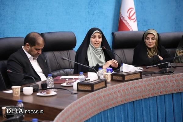 صعود به قله‌های پیشرفت در گرو همراهی دو بال مرد و زن