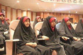 اردوی راهیان پیشرفت بر سر مزار شهدای گمنام مرکز فرهنگی و موزه دفاع مقدس استان سمنان+ تصاویر