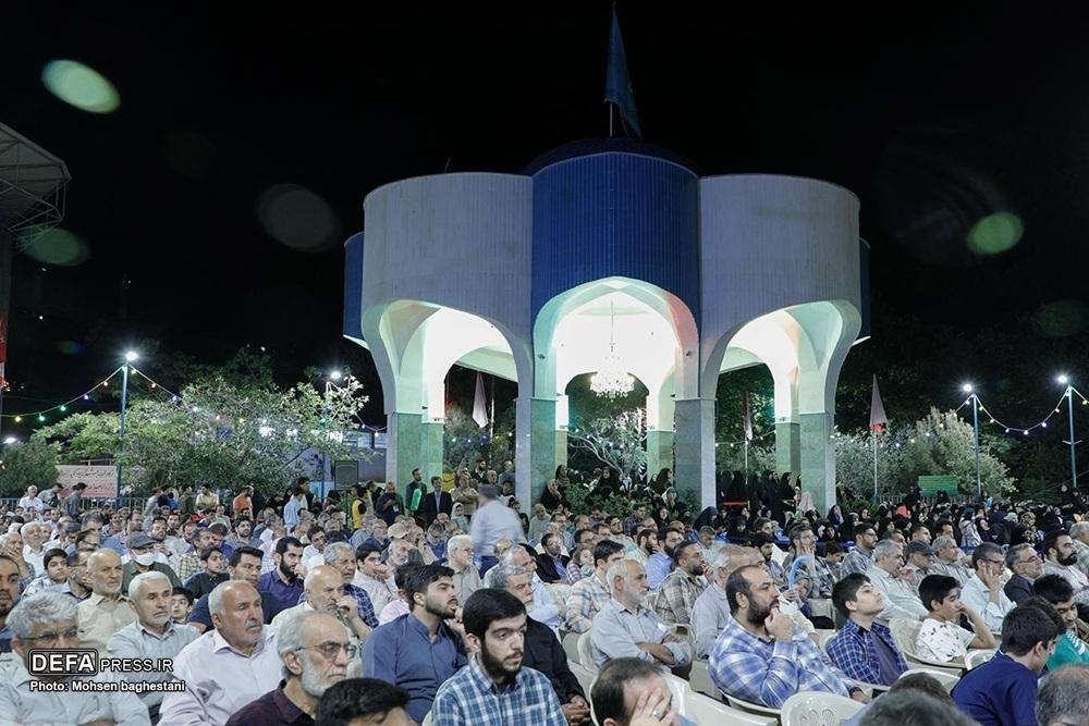 بنای جدید مقبره الشهدای شهرک شهید محلاتی افتتاح شد