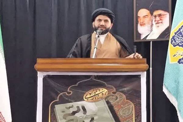 بهره‌گیری از دنیا باید در خدمت آخرت باشد