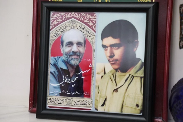 نماینده رهبر معظّم انقلاب در استان سمنان، با خانواده معظّم شهید «مجید وفایی» دیدار کرد