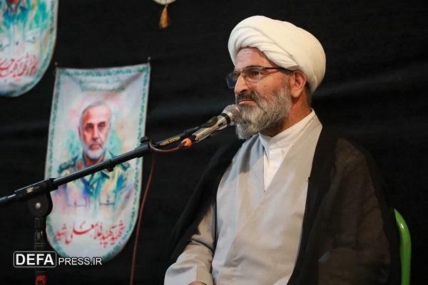 «هیهات من‌الذله» مهمترین درس قیام عاشورا است