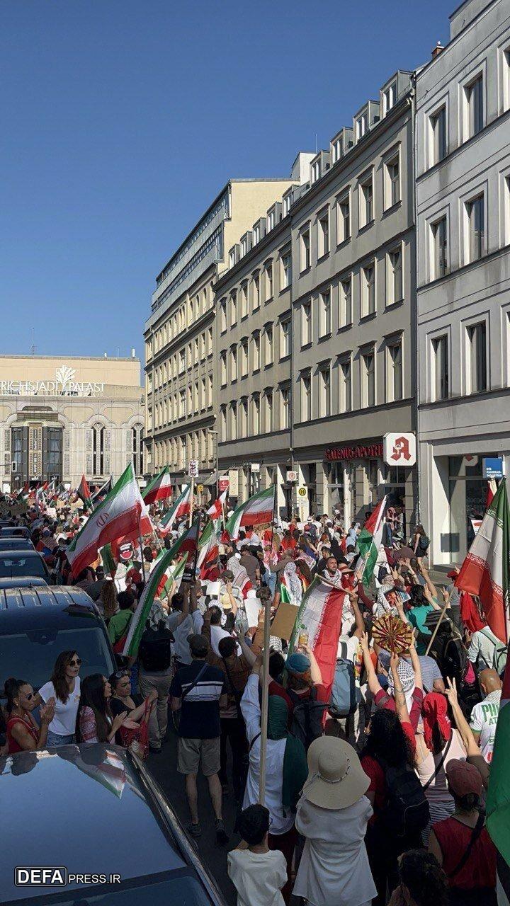 تظاهرات باشکوه مردم آلمان در حمایت از جمهوری اسلامی ایران+ عکس