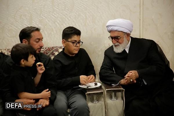 دیدار تولیت آستان قدس رضوی با خانواده شهید مدافع وطن، سرگرد مجتبی عرفانیان + تصاویر