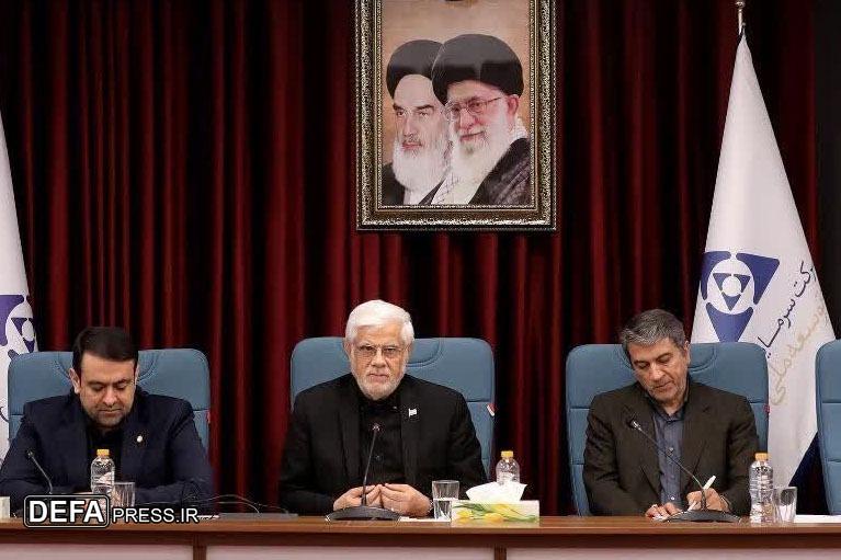 عارف: نوسازی و بازسازی مهمترین اولویت ملی «پساجنگ» است