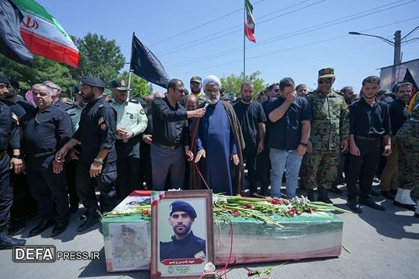 وداع با شهید مدافع وطن یاسین پرچم در کرج
