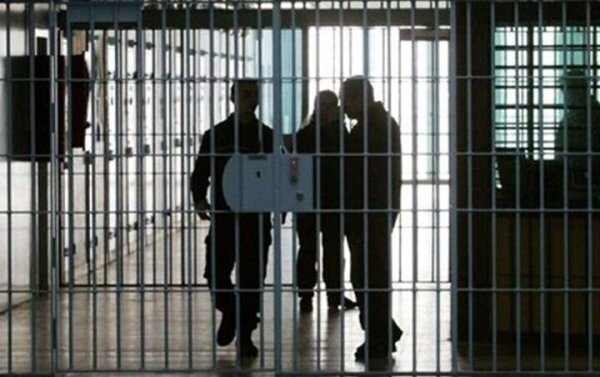۱۰۰ زندانی استان سمنان از بند آزاد شدند