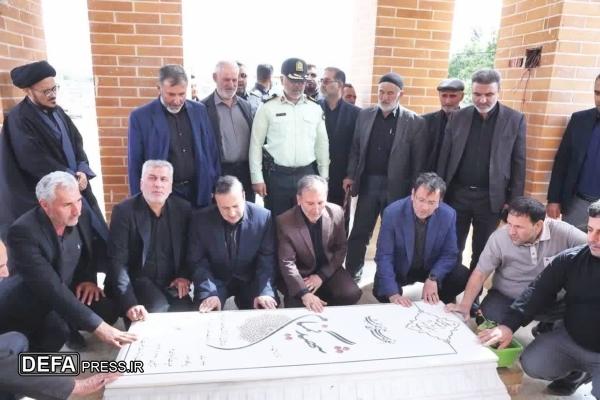 استاندار قزوین به مقام شامخ شهید گمنام روستای بکندی ادای احترام کرد