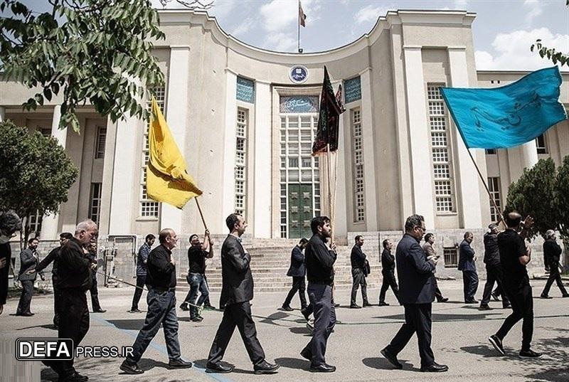دسته عزاداران دانشگاه تهران صحنه‌ی تجدید پیمان با رهبر انقلاب شد
