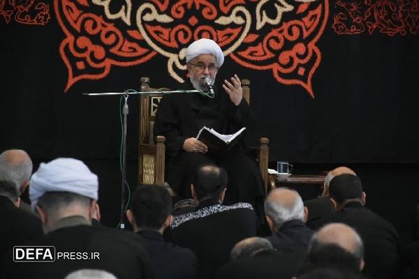 مجالس حسینی باید محل بصیرت‌آموزی باشند
