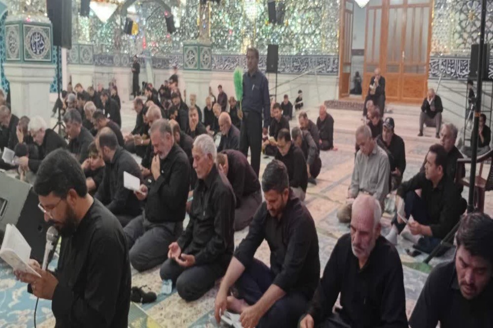 تصاویر/ قرائت زیارت عاشورا بعد از عزاداری تاسوعای حسینی در خراسان‌شمالی