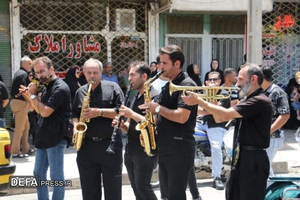 تجمع دستههای عزادار سیدالشهدا(ع) در امامزاده حسین(ع) قزوین/نماز ظهر عاشورا برگزار شد تجمع دستههای عزادار سیدالشهدا(ع) در امامزاده حسین(ع) قزوین/نماز ظهر عاشورا برگزار شد