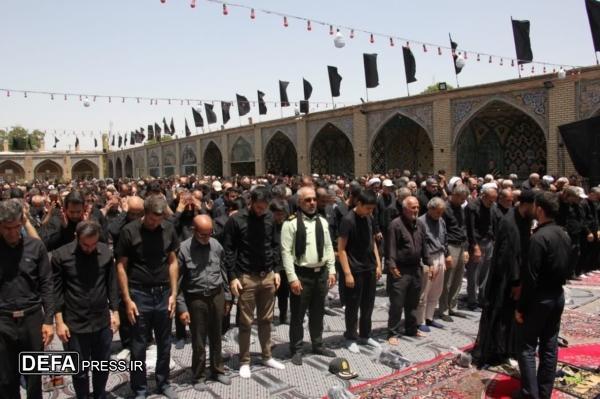 تجمع دستههای عزادار سیدالشهدا(ع) در امامزاده حسین(ع) قزوین/نماز ظهر عاشورا برگزار شد تجمع دستههای عزادار سیدالشهدا(ع) در امامزاده حسین(ع) قزوین/نماز ظهر عاشورا برگزار شد