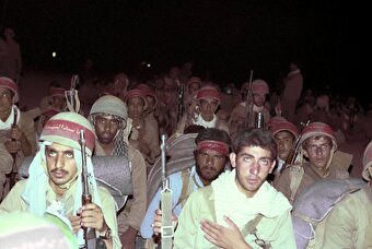 فیلم/ عزاداری رزمندگان تیپ قمربنی‌هاشم (ع) به‌مناسبت عاشورای حسینی