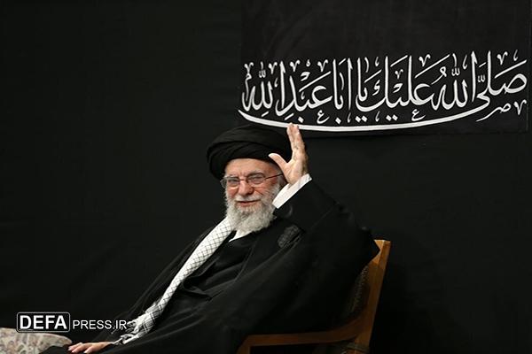 رهبری که به تنهایی یک ابر رسانه است