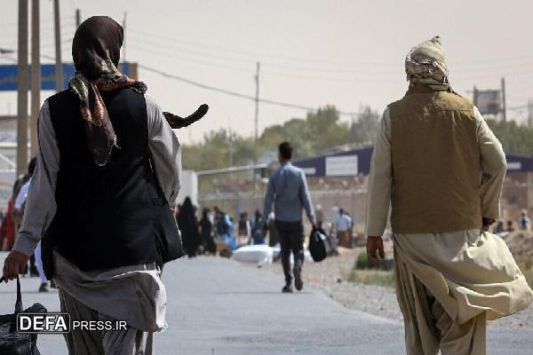 مدیرکل اتباع وزارت کشور: بیش از ۸۰ درصد افراد غیرمجاز درحال خروج خودمعرف هستند