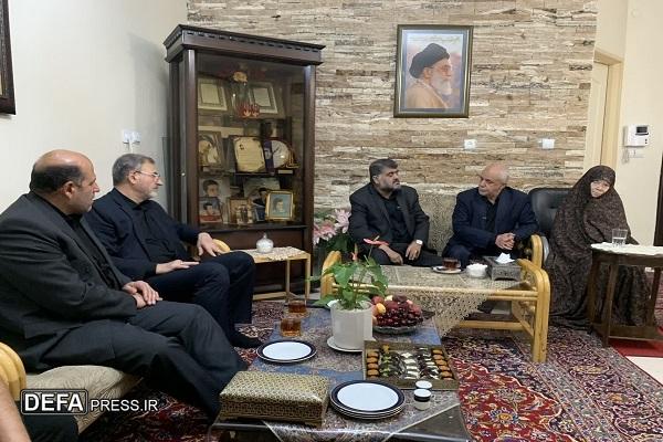 دیدار رئیس بنیاد شهید و امور ایثارگران با مادر شهیدان «باقری»