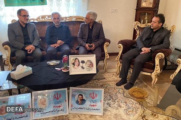 خانواده شهیدان «ذاکریان» و «رمضانی» تکریم شدند