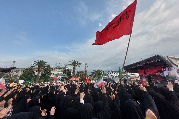 تجدید بیعت بانوان گیلانی با مقام عظمای ولایت