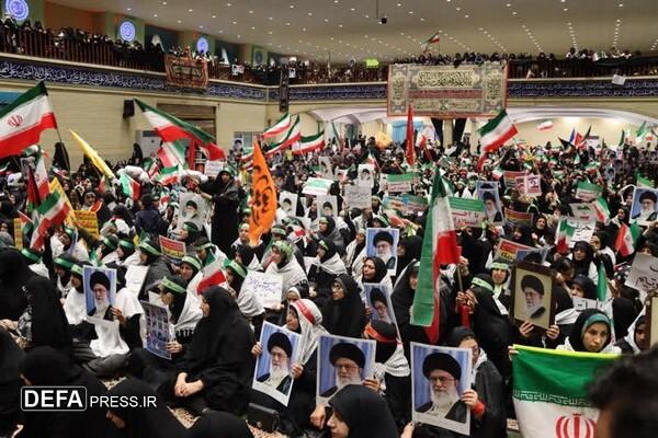 اجتماع بزرگ «زینبیون» صحنه‌ساز حماسه بصیرت