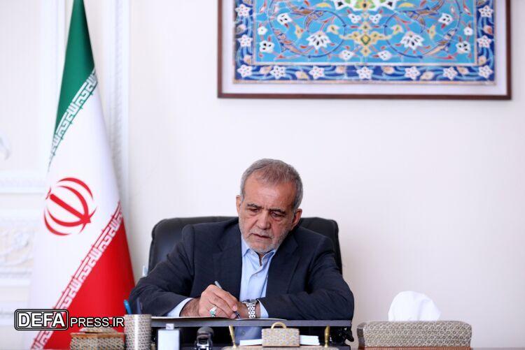 پزشکیان: پرستاران در جنگ ۱۲ روزه برگ زرین دیگری بر دفتر خاطرات سلامت کشور افزودند