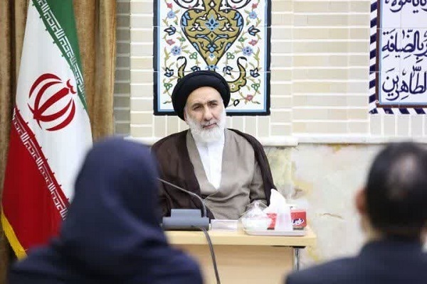 حجت‌الاسلام فاطمی: نماز به عنوان یک درمان برای مشکلات اجتماعی مورد توجه قرار گیرد
