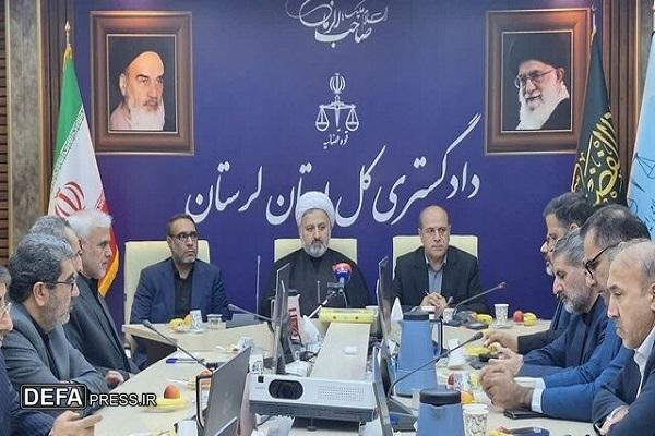 کشاورز: اسناد دفترچه‌ای املاک جای خود را به سند تک برگ خواهند داد