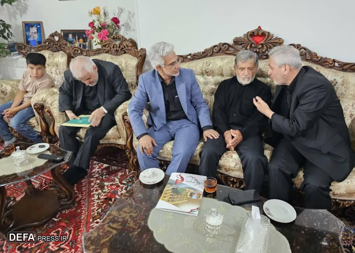 ​​​​​​​معاون بنیاد شهید، سلام و پیام مهندس اوحدی را به خانواده‌های شهدای اقتدار آذربایجان‌شرقی ابلاغ کرد/ دکتر عباسپور در تبریز: نوکر و خدمتگزار خانواده‌های شهدا بودن وظیفه همگانی است
