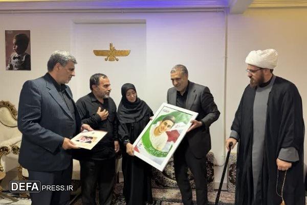 دیدار معاون حقوقی و امور مجلس بنیاد شهید با خانواده شهدای حمله رژیم صهیونیستی در همدان + تصاویر