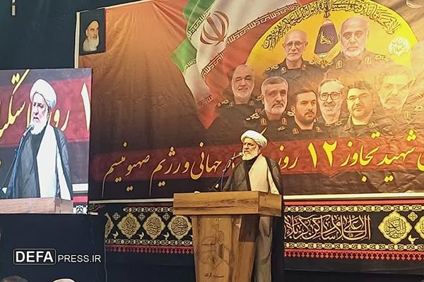 دشمنان باید فکر تجزیه ایران را با خود به گور ببرند
