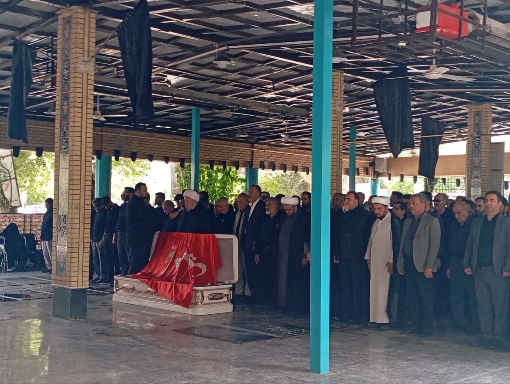 وداع مردم شیراز با عالم ربانی حجت‌الاسلام اسلامی جهرمی