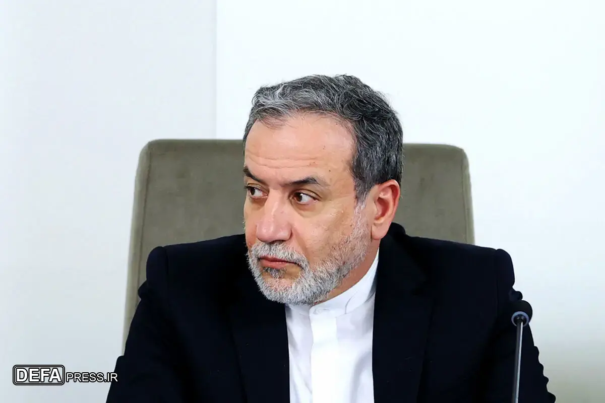 عراقچی: از نگاه ما استفاده اروپا (فرانسه، آلمان و بریتانیا) از مکانیسم اسنپ‌بک معادل حمله نظا می‌است