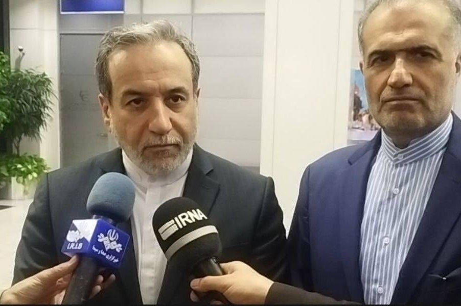 عراقچی: با پوتین درباره مقابله با تهدیدهای مشترک صحبت می‌کنیم