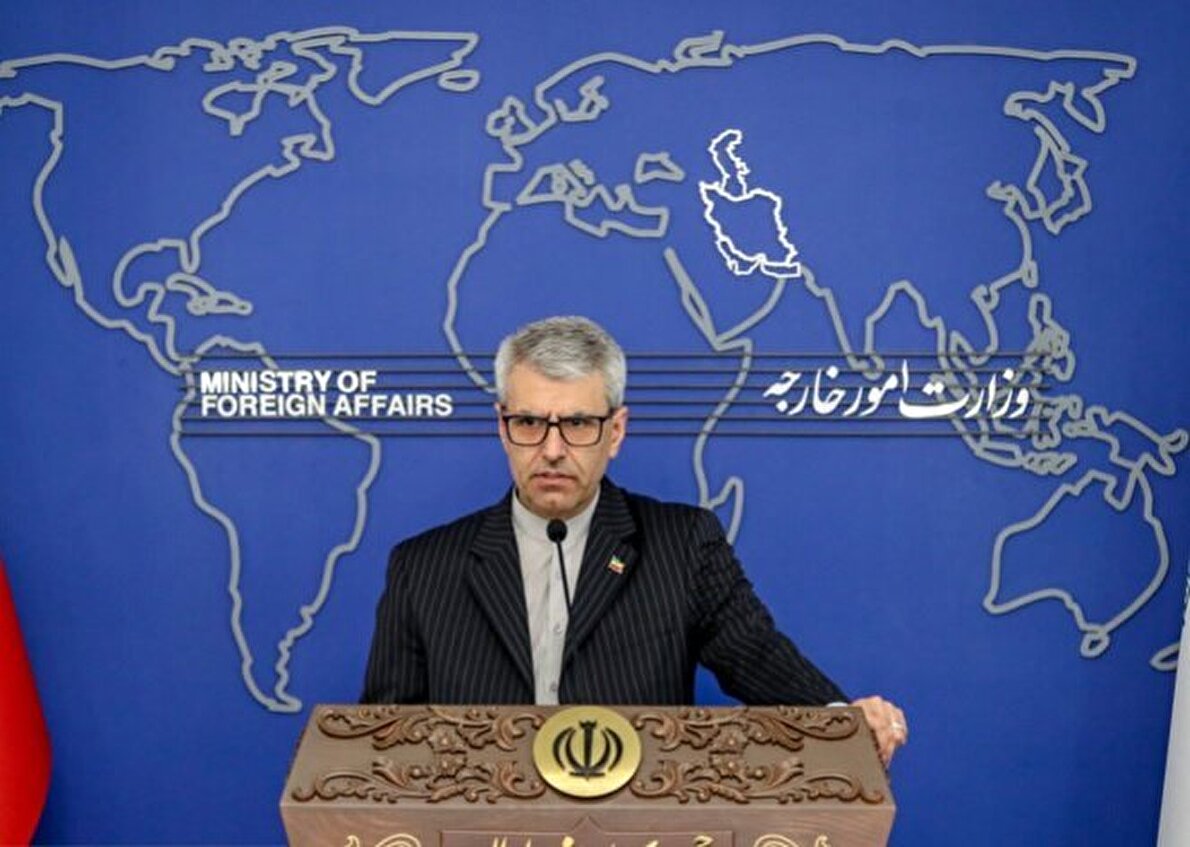 پخش زنده/ نشست خبری سخنگوی وزارت خارجه با موضوع تهاجم علیه ایران