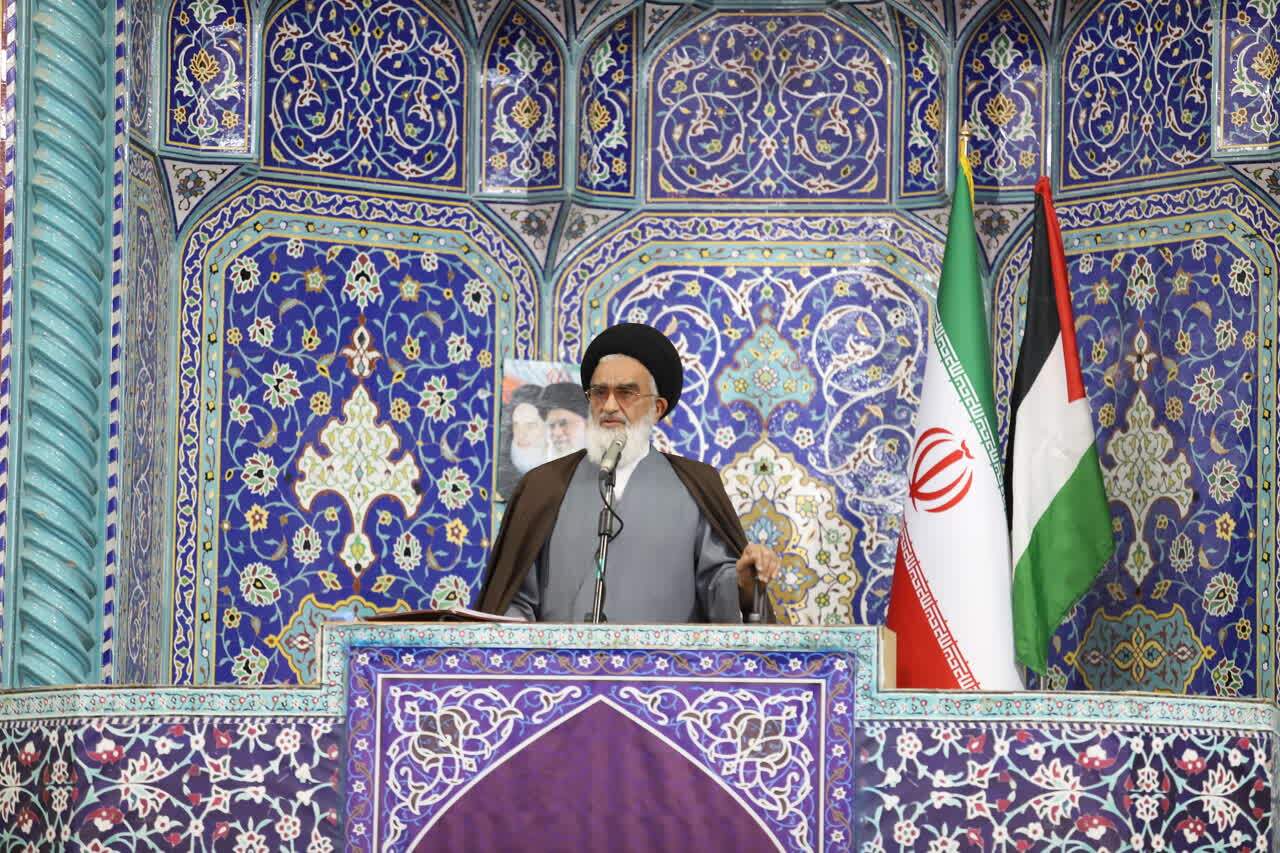 آیت الله سعیدی: توطئه کشف حجاب نقشه شوم استعمار برای ساختارشکنی در کشور‌های اسلامی بود