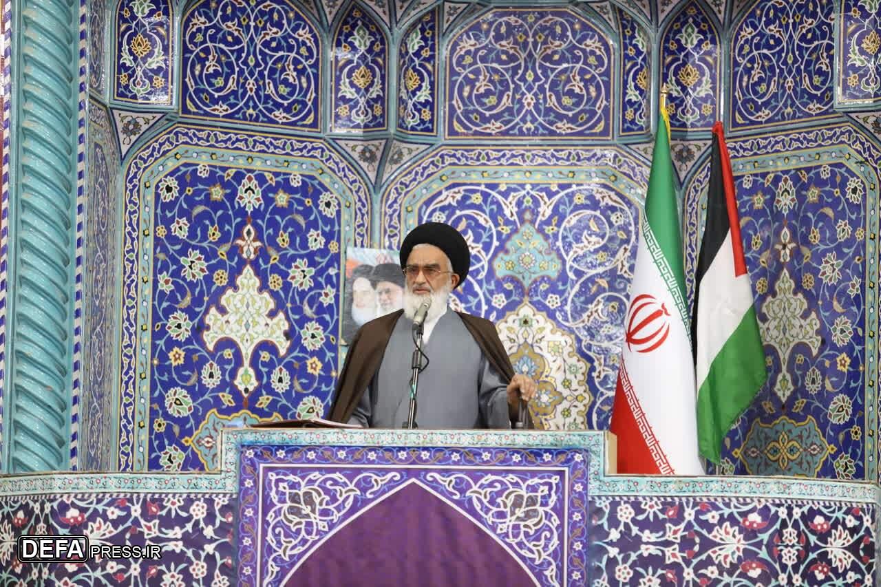 آیت الله سعیدی: توطئه کشف حجاب نقشه شوم استعمار برای ساختارشکنی در کشور‌های اسلامی بود