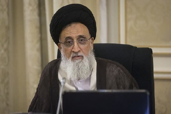 امام جمعه موقت یزد: ایجاد تفرقه ممنوع