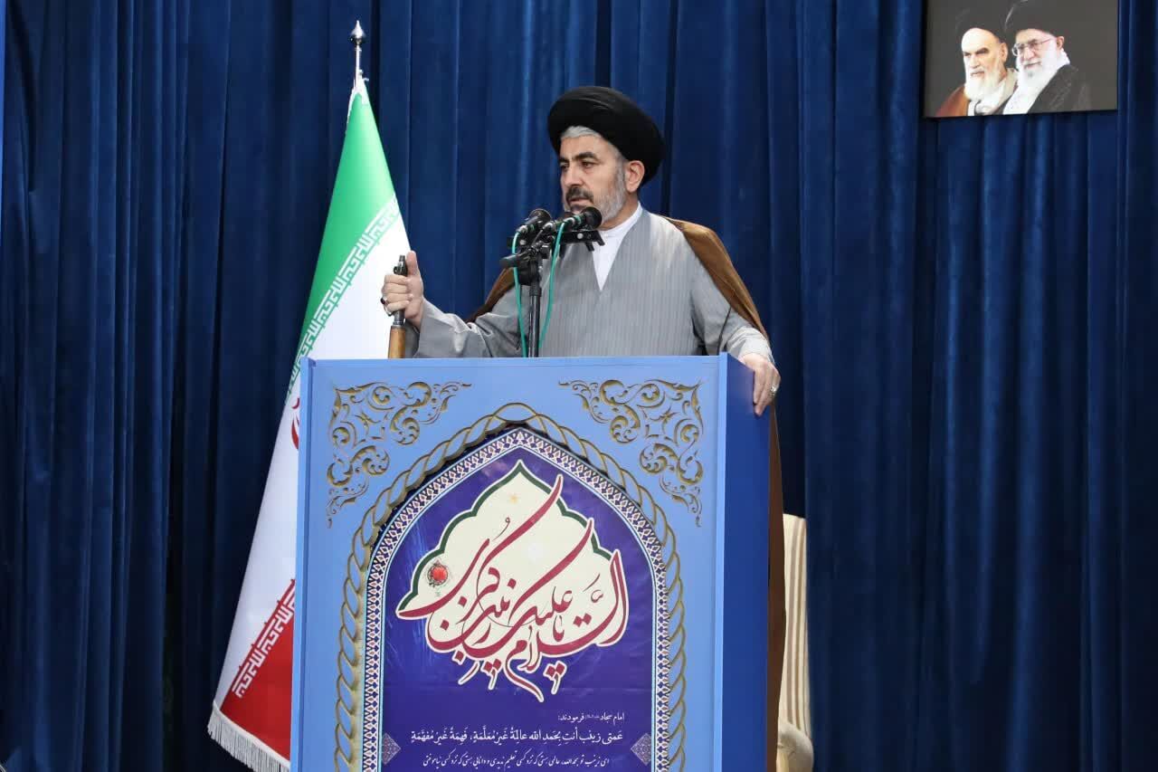 تنها راه مقابله با دشمنان حفظ اتحاد و پیروی از ولایت فقیه است