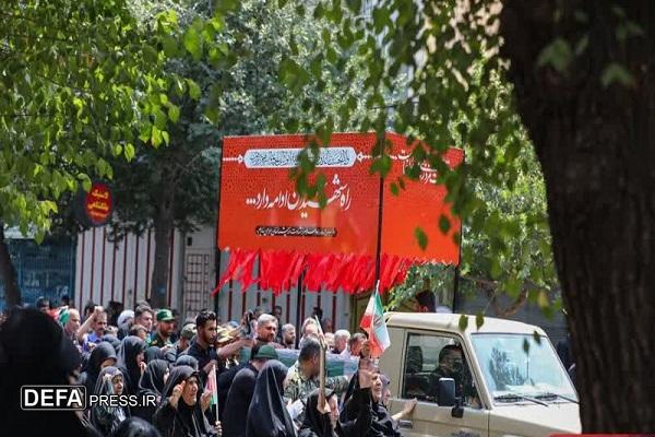 برگزاری مراسم تشییع شهید محمد محمدی زرین چغا در خرم اباد+ عکس