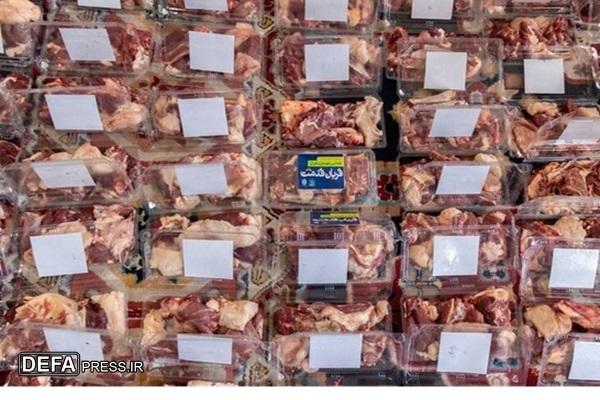 یک هزار و ۱۲۰ بسته گوشت قربانی در بین نیازمندان توزیع شد 