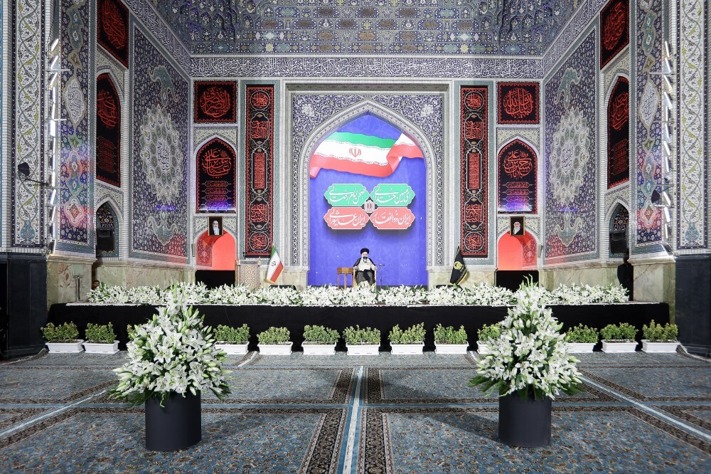 تصاویر/ گرامی‌داشت شهدای اقتدار ایران در حرم مطهر رضوی