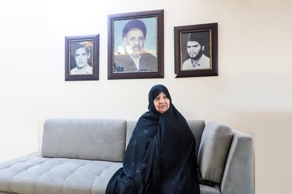 تشییع مادر شهیدان «عبادی» در مشهد+ فیلم