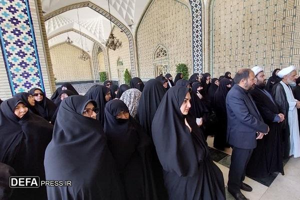 تشییع مادر شهیدان «عبادی» در مشهد+ فیلم