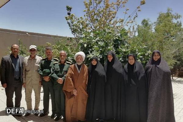 دیدار مدیر کل حفظ آثار خراسان جنوبی با خانواده سردار شهید محمد کاظمی+ تصاویر